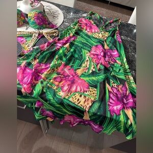 Like new floral Coverup size XS/S but fits M as well